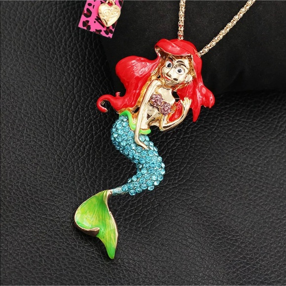 NWT Betsey Johnson Crystal Little Mermaid Pendant